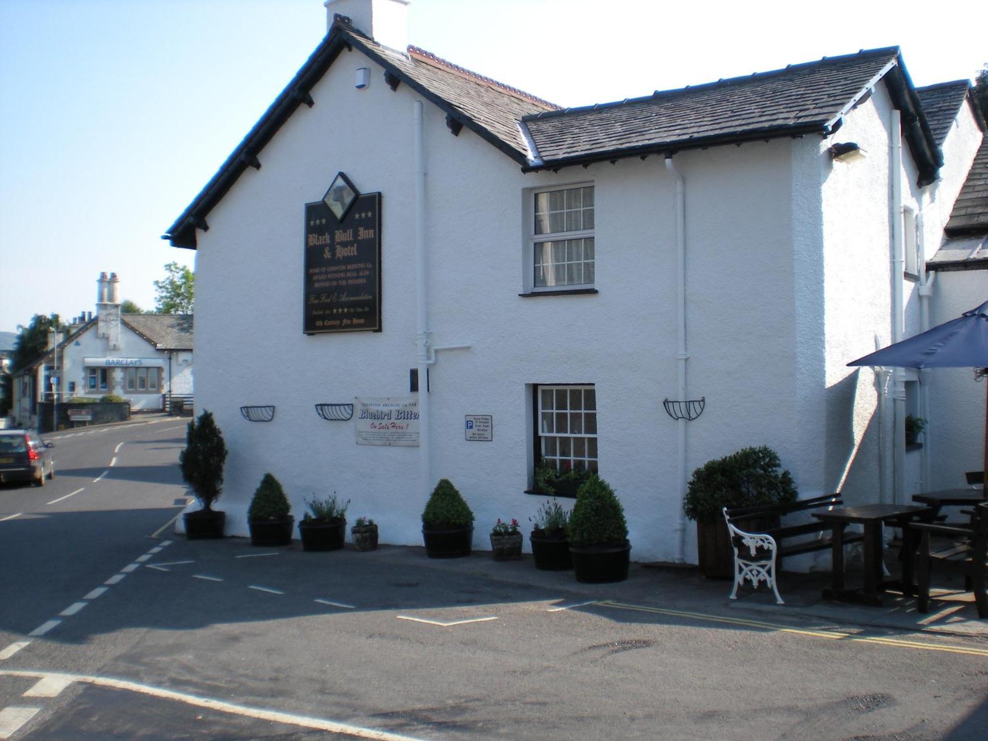 קוניסטון The Black Bull Inn And Hotel מראה חיצוני תמונה